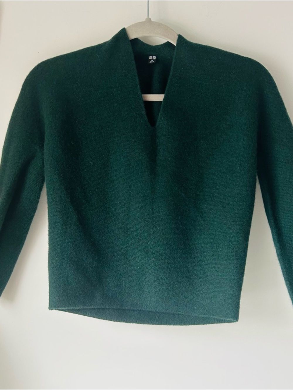 Uniqlo Forest Green V-Neck Knit Sweater
